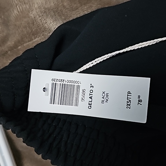 WILFRED Gelato 3 inch shorts (BLACK) NWT - Picture 6 of 6